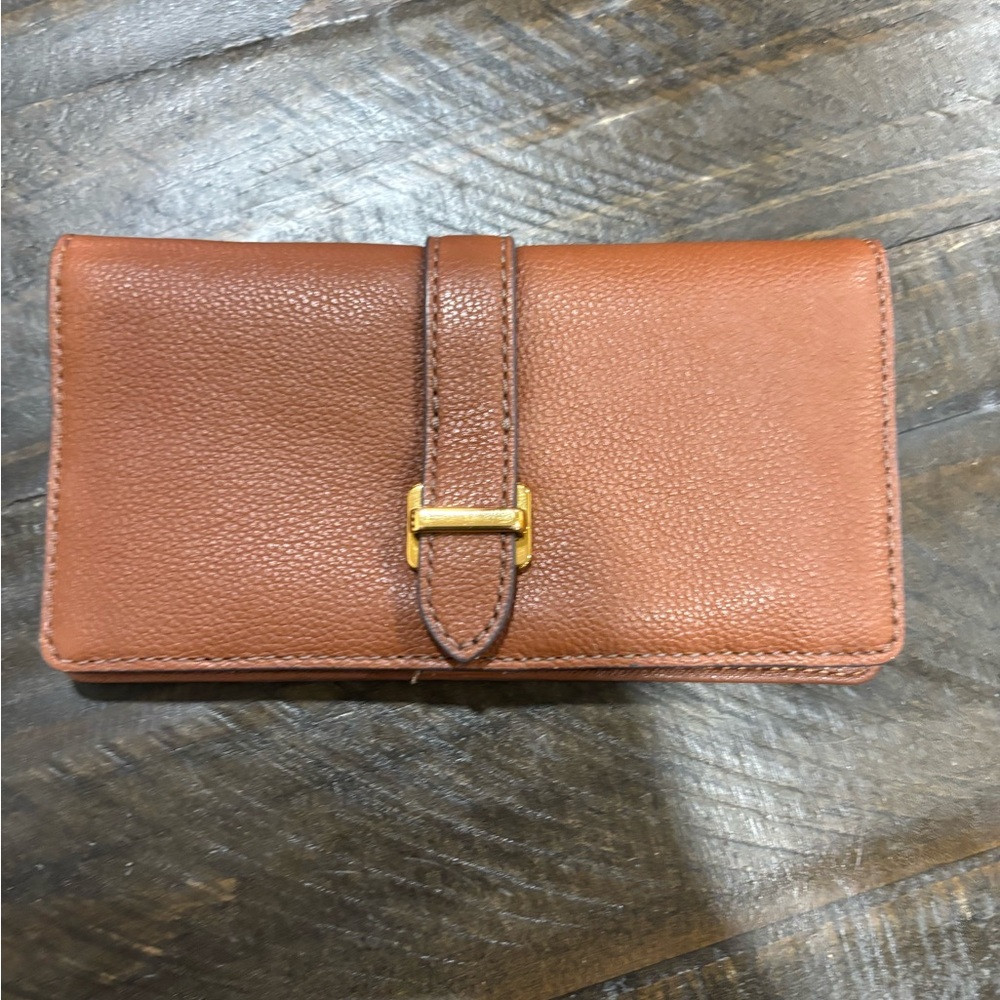 Fossil Tan Leather Wallet with Gold Accent